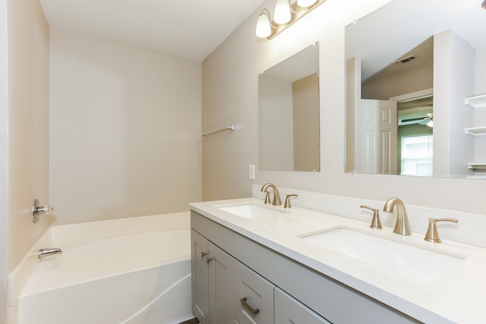 Building Photo - 1521 Creekstone Ct