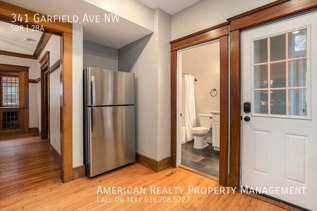 Building Photo - 341 Garfield Ave NW