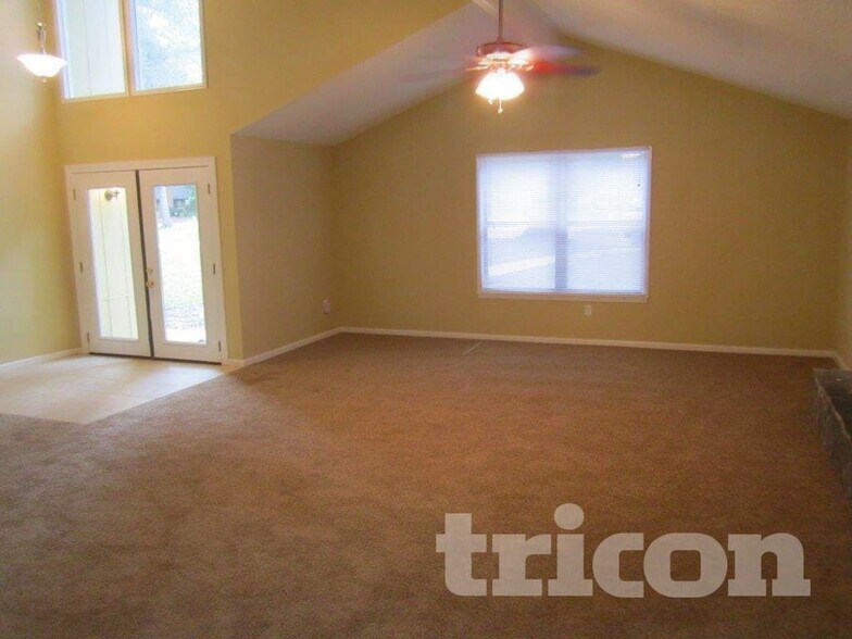 Building Photo - 4171 Dunraven Ln