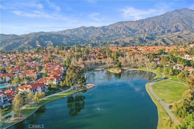 Building Photo - 38 Abrigo