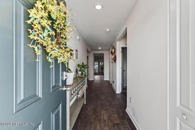 Building Photo - 14 Jarama Cir