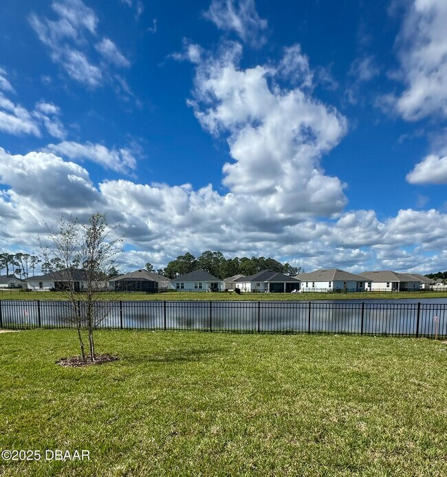 Building Photo - 55 Signet Cir