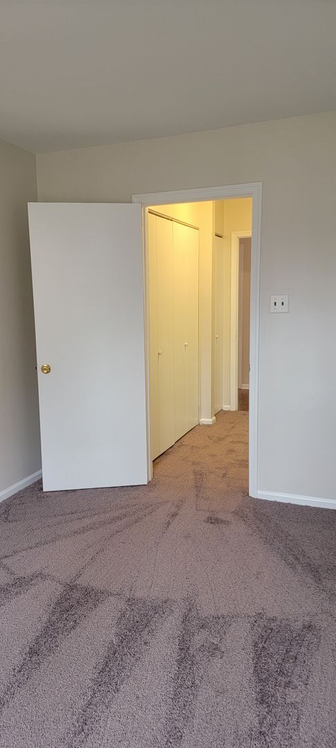Building Photo - 1024 Willings Way