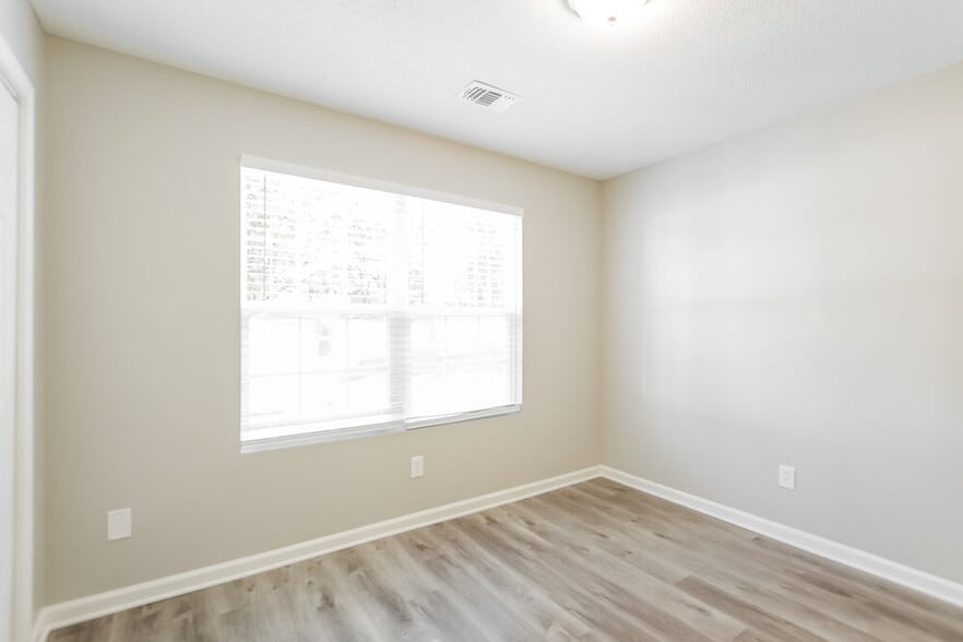 Building Photo - 955 Sugar Valley Rd SW