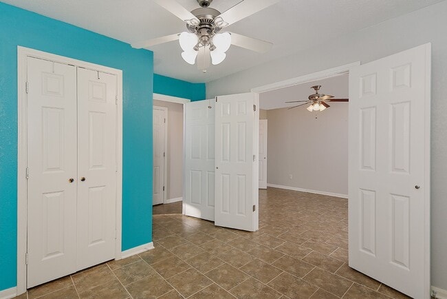 Building Photo - 31 N Rushwing Cir