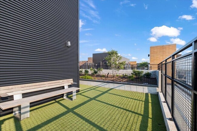 Building Photo - 1051 First Street Northeast-SI ID1040208P