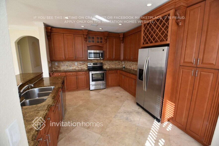 Building Photo - 15350 SW 23rd St