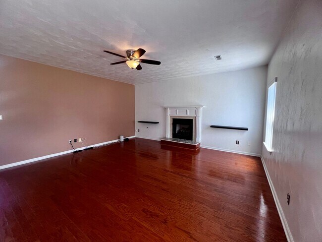 Building Photo - Beautiful 4 bedroom home in Chesapeake