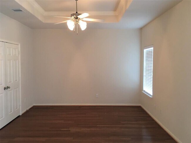 Building Photo - 24218 Cornell Park Ln