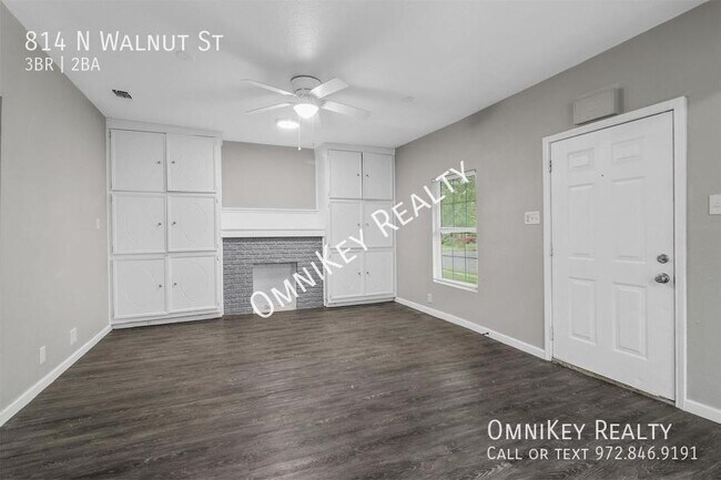 Building Photo - 814 N Walnut St