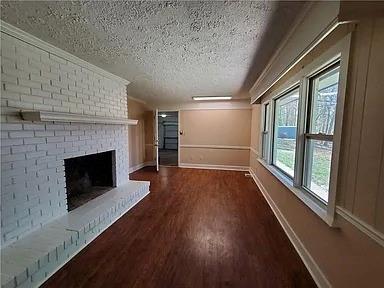 Building Photo - 33 Resty Hughes Cir