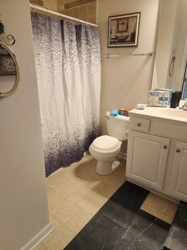 Building Photo - 14861 Santa Lucia Dr