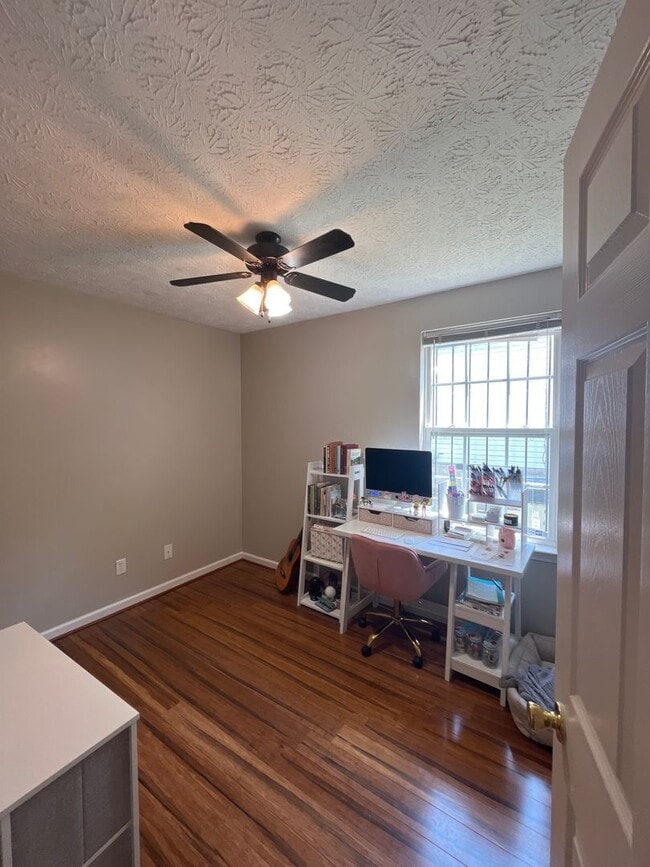 Building Photo - 3 Bed/2 Bath Home in East Nashville, Pet F...
