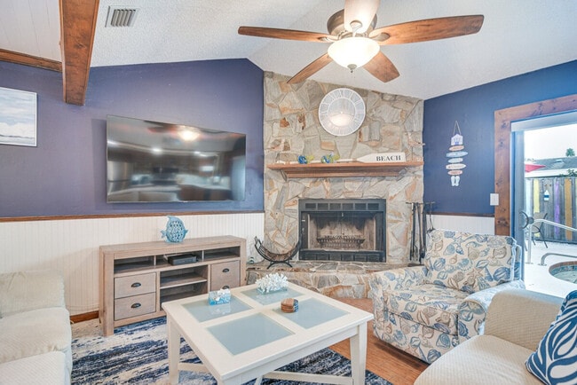 Building Photo - 2360 Willow Tree Trail