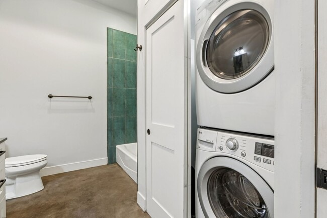 Building Photo - 5610 Martin Luther King Jr Way