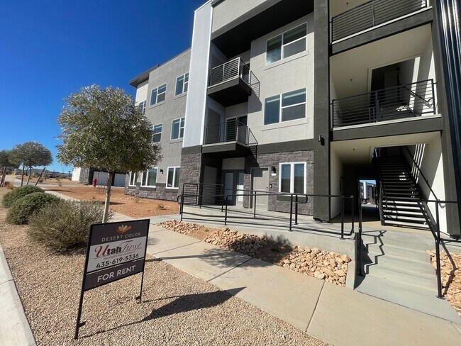 Building Photo - One bedroom one bath - Desert Color