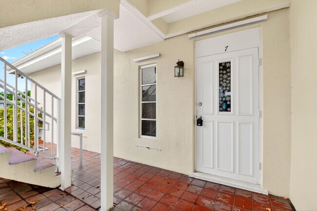 Building Photo - 2620 East Way