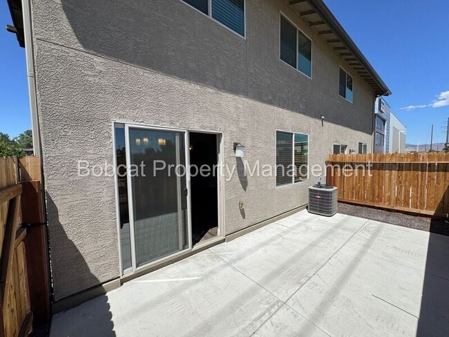 Building Photo - 1393 Handelin Rd