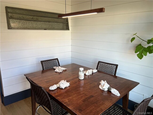 Building Photo - 255 Homestead Village Dr