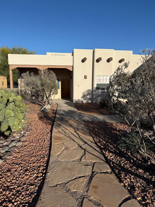 Building Photo - 3878 Stoneybrook Cir