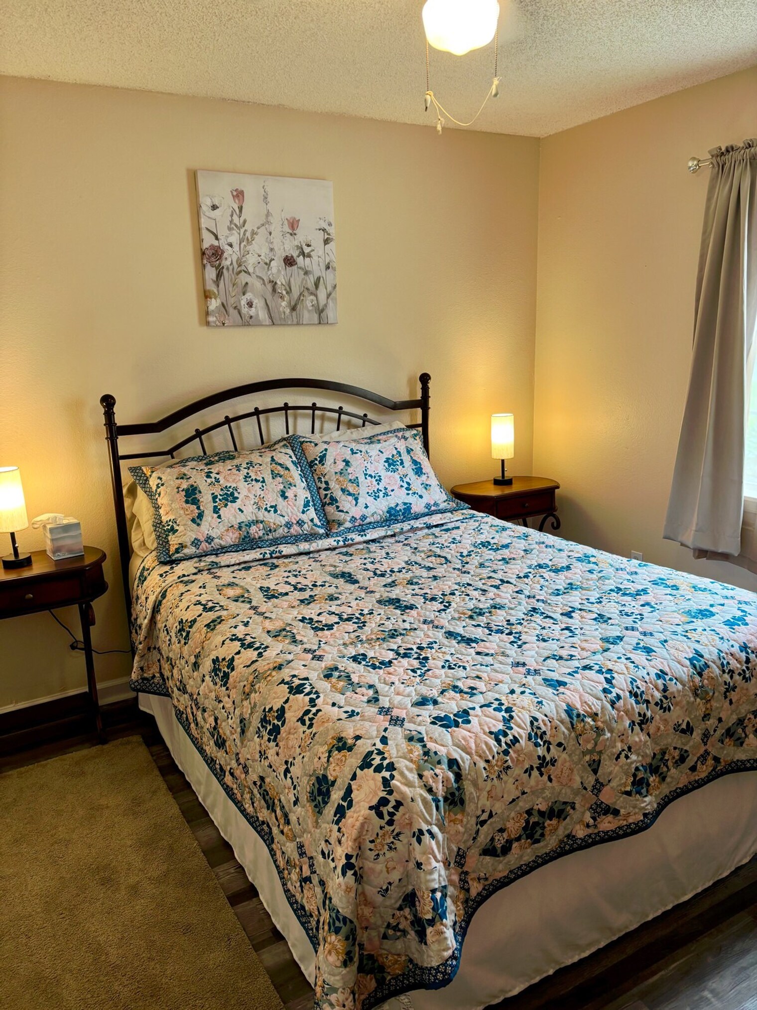 Building Photo - 1870 Mary Ellen Dr