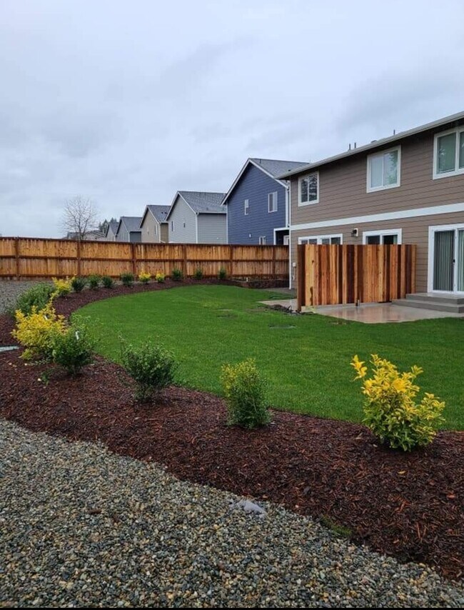 Backyard - 146 168th St E