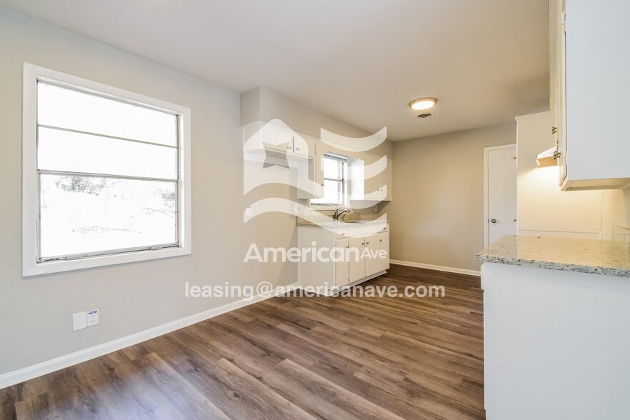 Building Photo - 4409 Forrest Rd