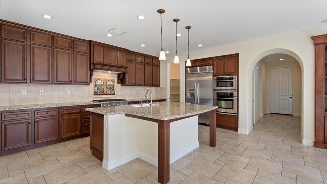 Building Photo - Stunning 4 Bedroom Home in Aliso Viejo!