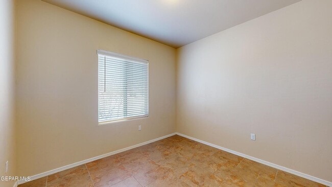 Building Photo - 13397 Plumpton Rd