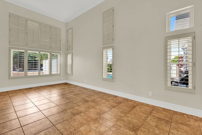 Building Photo - Beautiful 5-Bedroom Home with Private Pool...