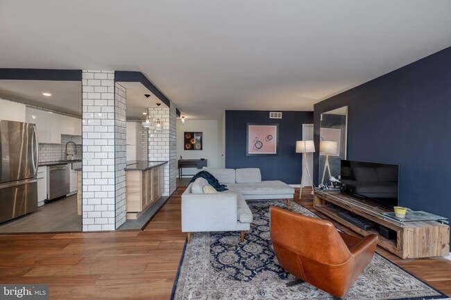 Building Photo - 5500 Holmes Run Pkwy