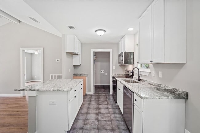 Building Photo - NEW CONSTRUCTION