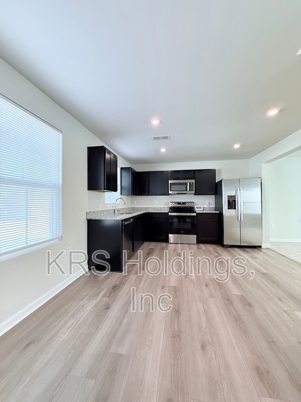 Building Photo - 354 Apricot Sun Wy