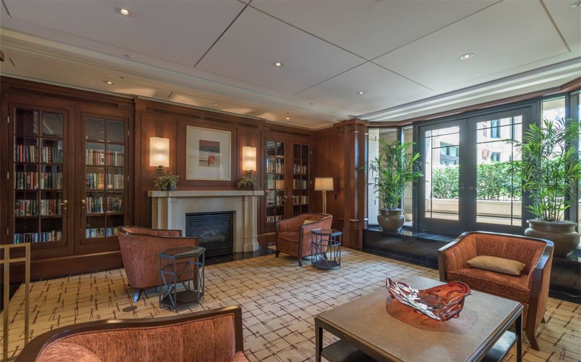 Library - 500 W Harbor Dr