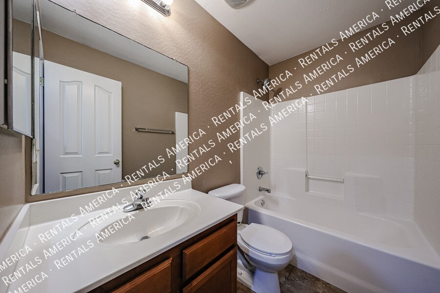 Building Photo - 36322 W Alhambra St