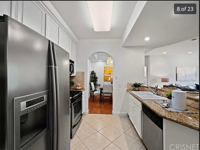 Building Photo - 5703 Laurel Canyon Blvd