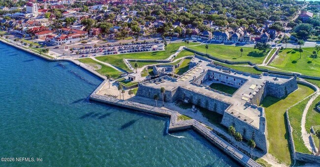 Building Photo - 98 Red House Cir