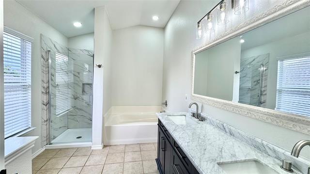 Building Photo - 705 Piedmont Dr