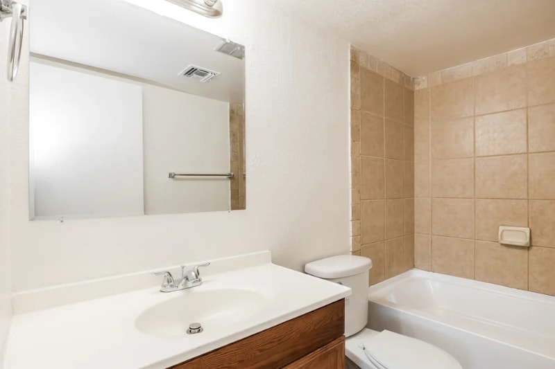 Building Photo - 3011 N 86th Ave