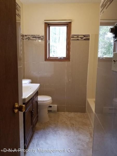Building Photo - 3 br, 2 bath House - 624 Country Place Dr