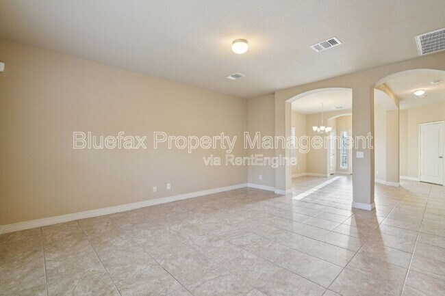 Building Photo - 10750 Gentle Fox Bay