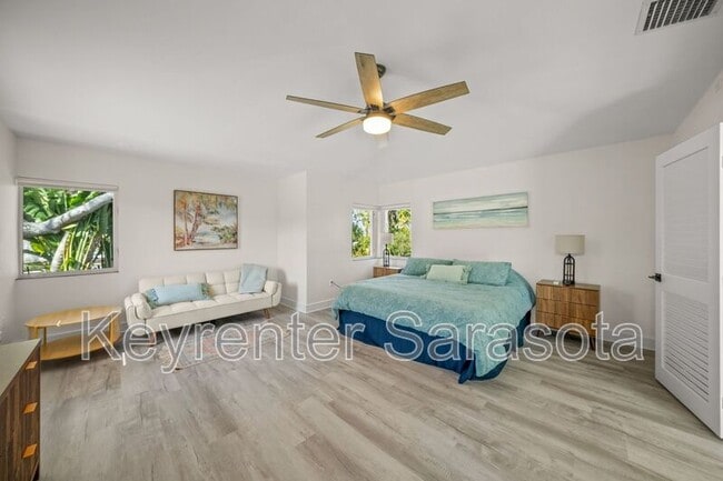 Building Photo - 8560 Heron Lagoon Cir