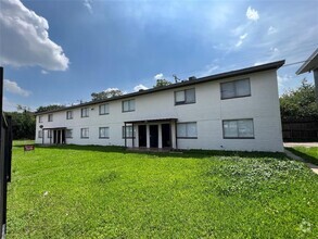 Building Photo - 1133 N Durham Dr