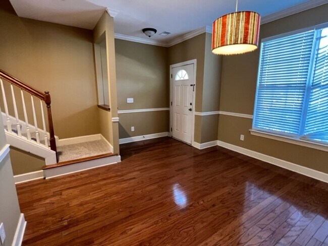 Building Photo - 3 Bedroom 3.5 Bath Townhouse in Whitney Lakes - Johns Island