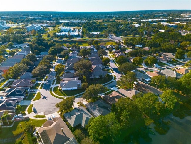 Building Photo - 497 Pickfair Terrace