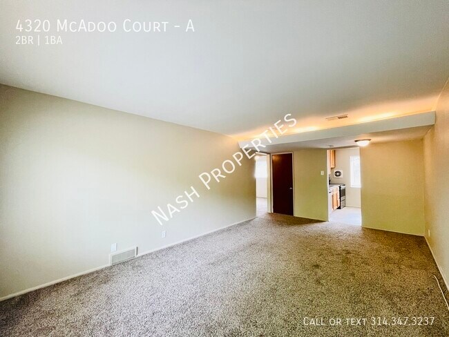 Building Photo - $920 - 2 Bed / 1 Bath apartment in Mehlvil...