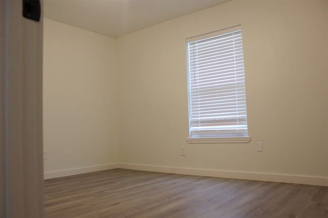 Building Photo - 5310 Randon Rd