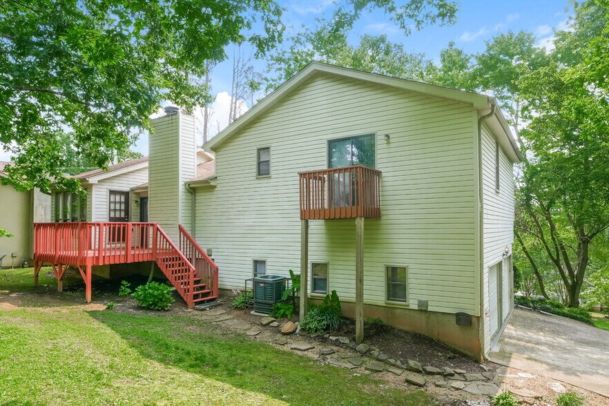 Building Photo - 4690 Balley Shannon Dr