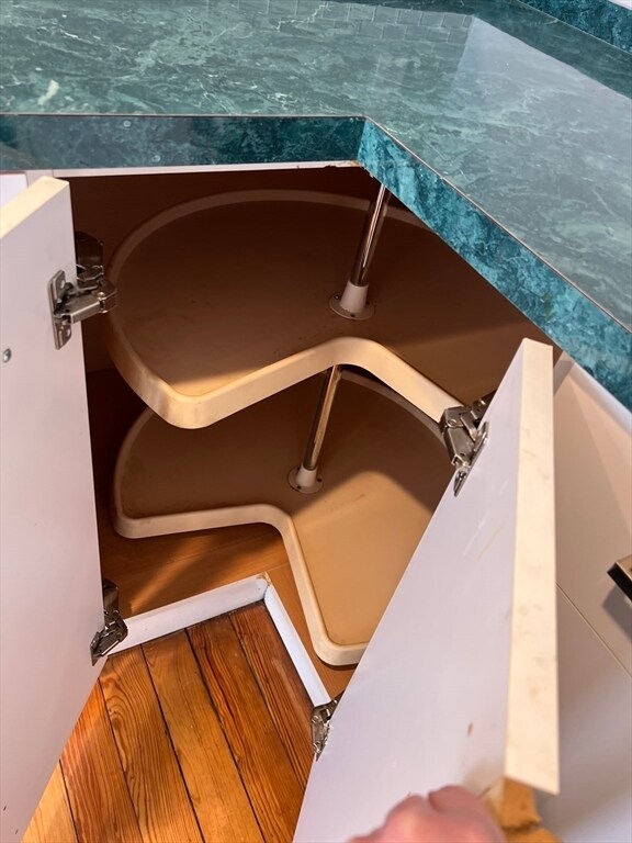 Building Photo - 27 Wisconsin Ave