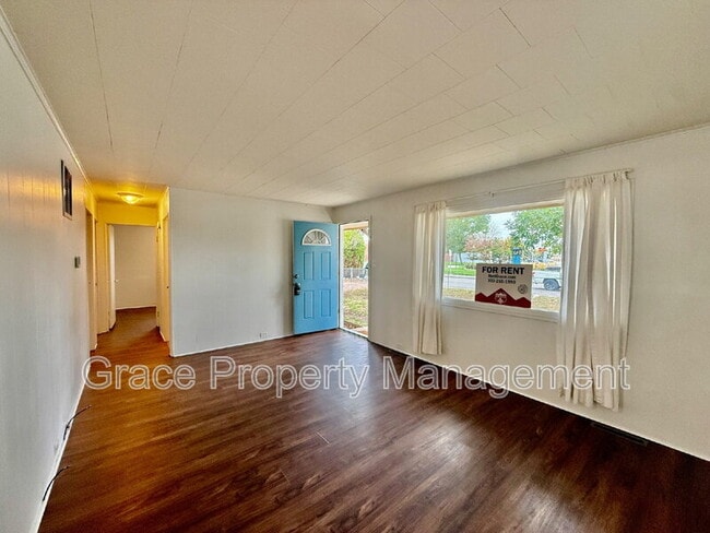 Building Photo - 6028 Forest Dr